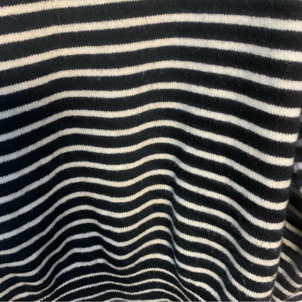 Charter Club Luxury 100% Cashmere Striped Heart Pullover Sweater - Picture 10 of 10